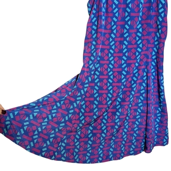 Everly A-line geometric dress - Picture 3 of 13